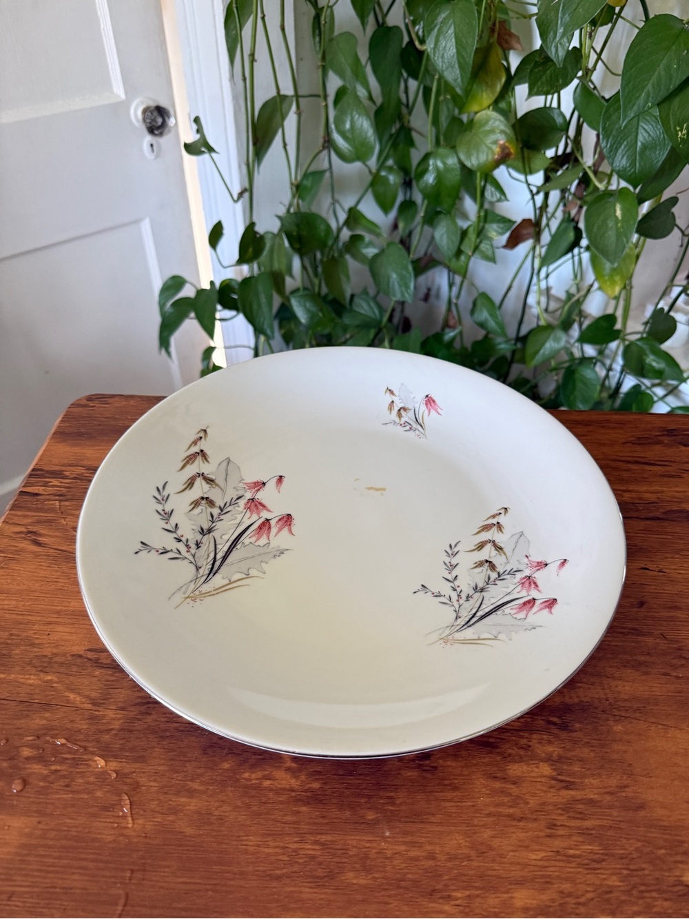 White Floral Ceramic Serving Bowl - Pink Flower Design ROYAL DUCHESS